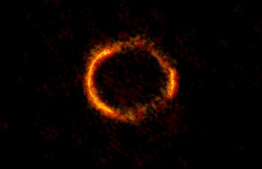 Телескоп ALMA сфотографировал «Кольцо Эйнштейна»